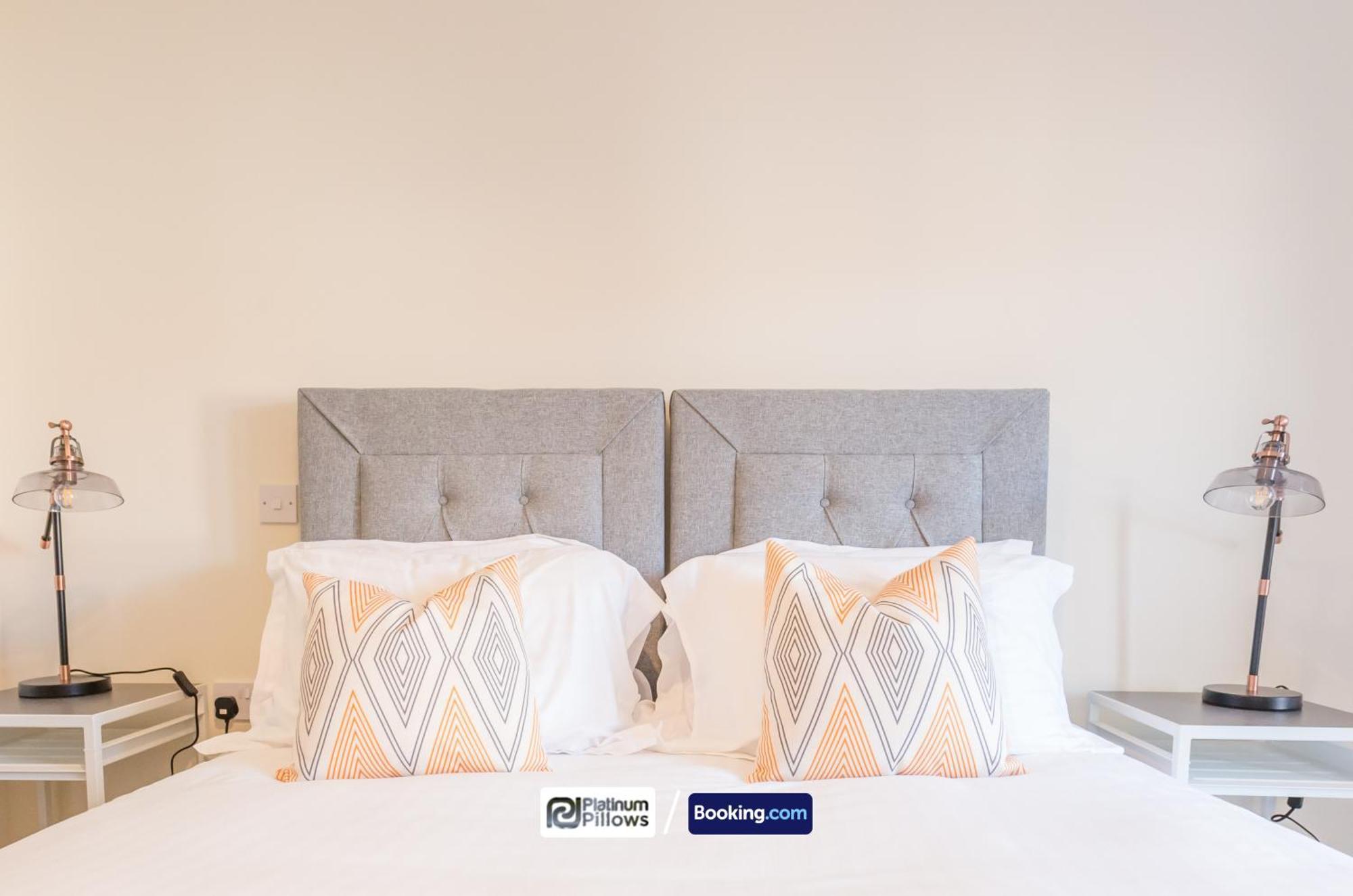 Modern Oxford 2 Bedroom Apartments, Families & Contractor Accommodation, Near John Radcliffe Hospital Luaran gambar