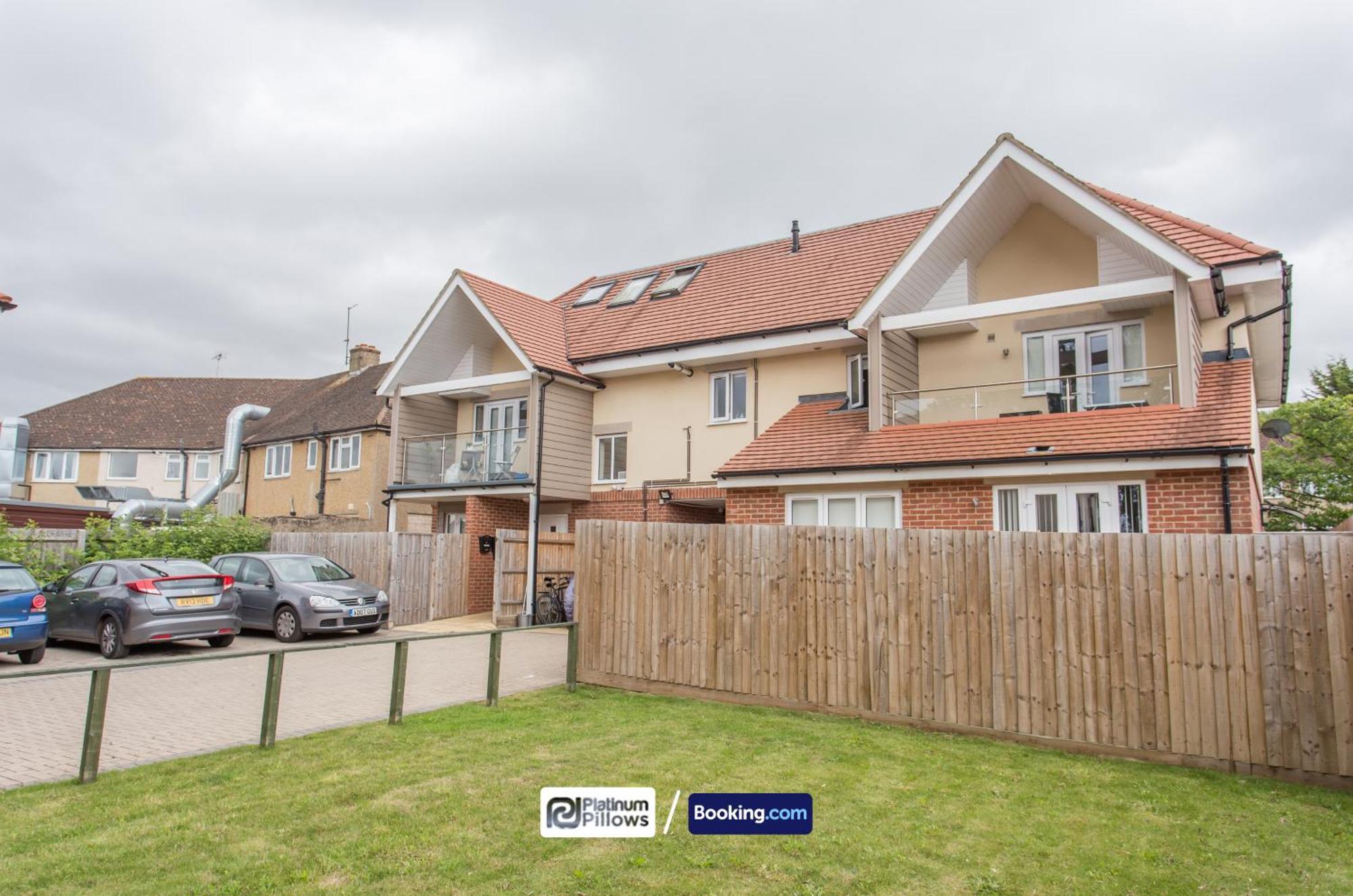 Modern Oxford 2 Bedroom Apartments, Families & Contractor Accommodation, Near John Radcliffe Hospital Luaran gambar