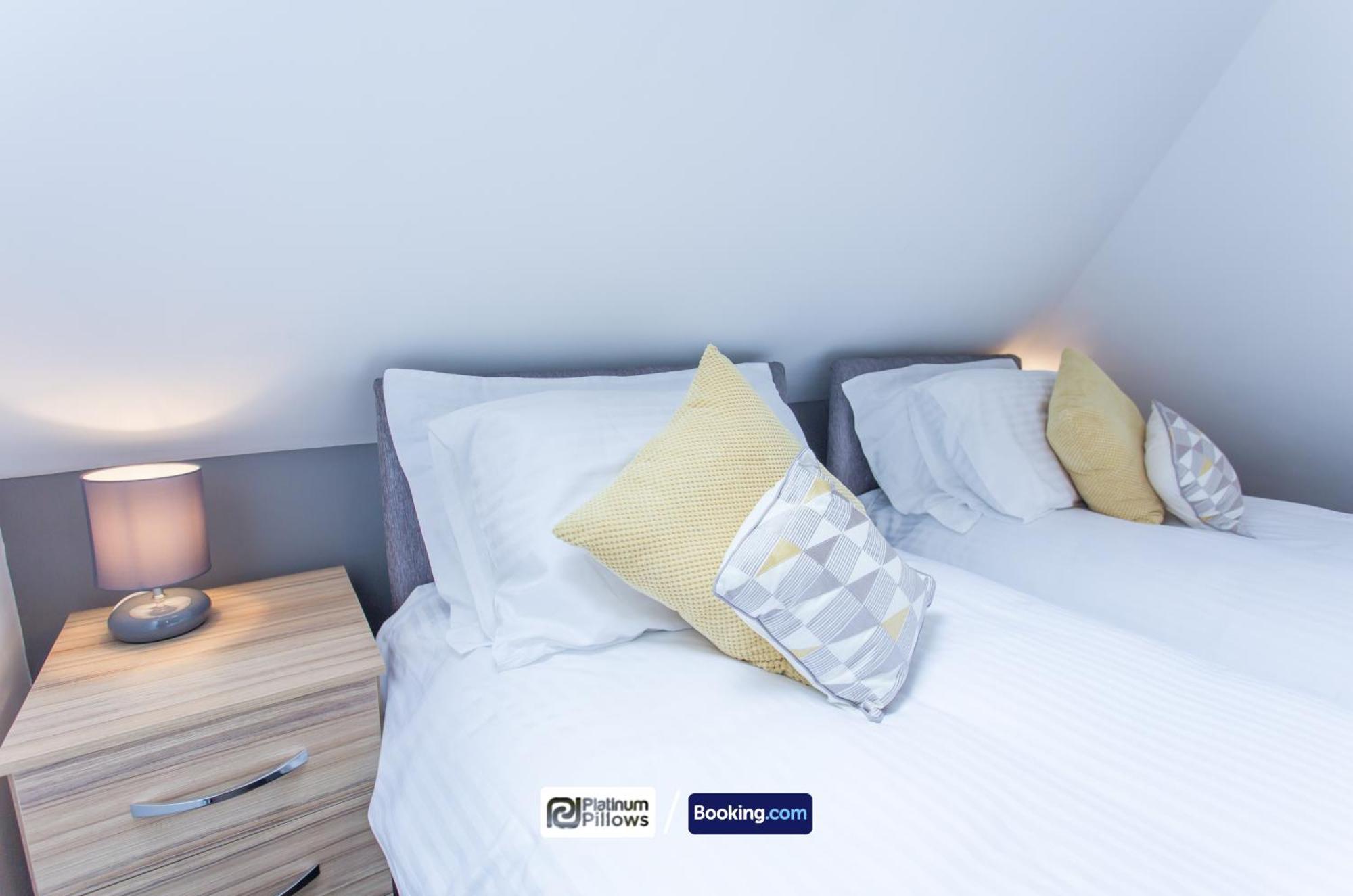 Modern Oxford 2 Bedroom Apartments, Families & Contractor Accommodation, Near John Radcliffe Hospital Luaran gambar